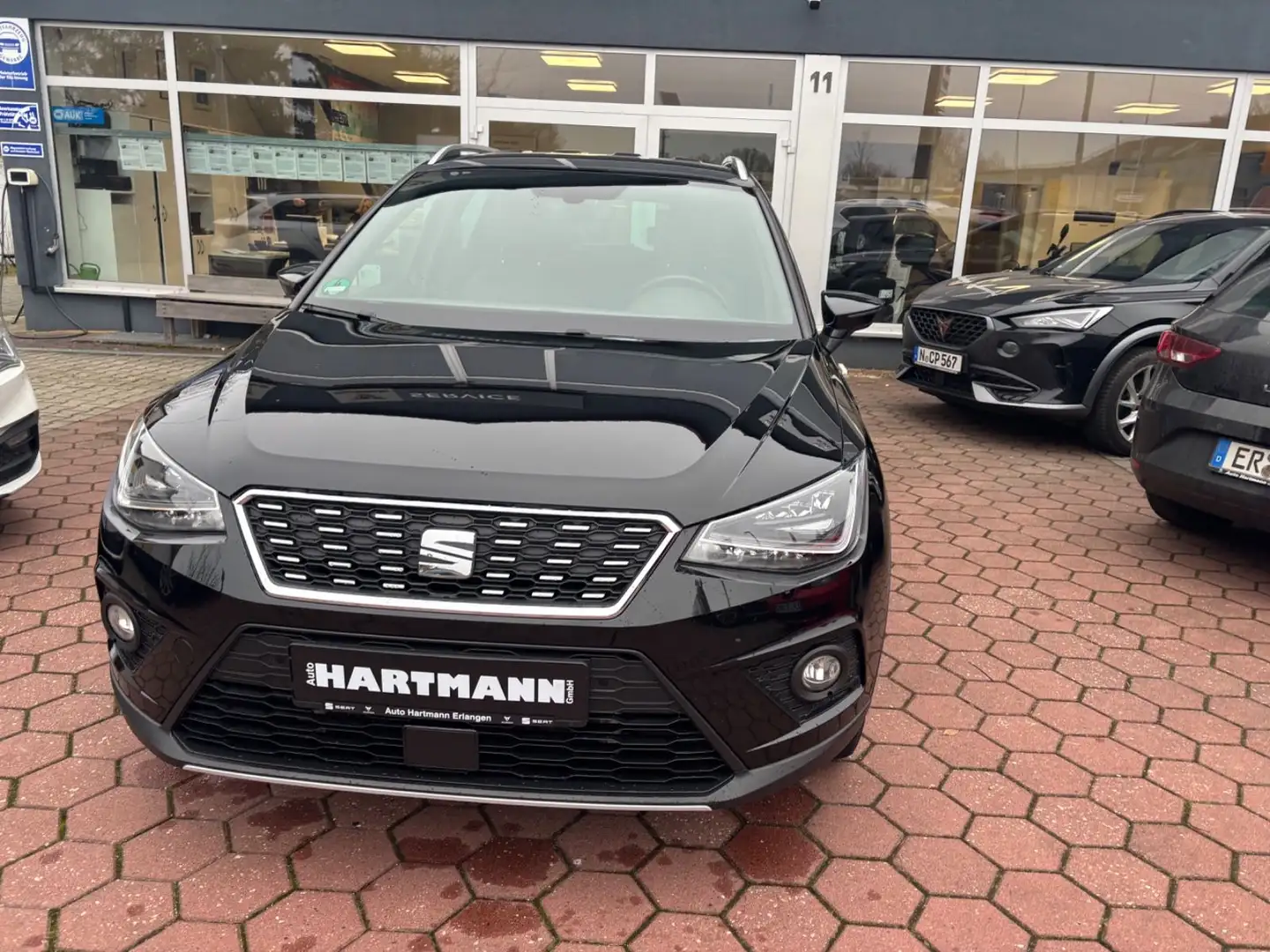 SEAT Arona Xcellence Schwarz - 2