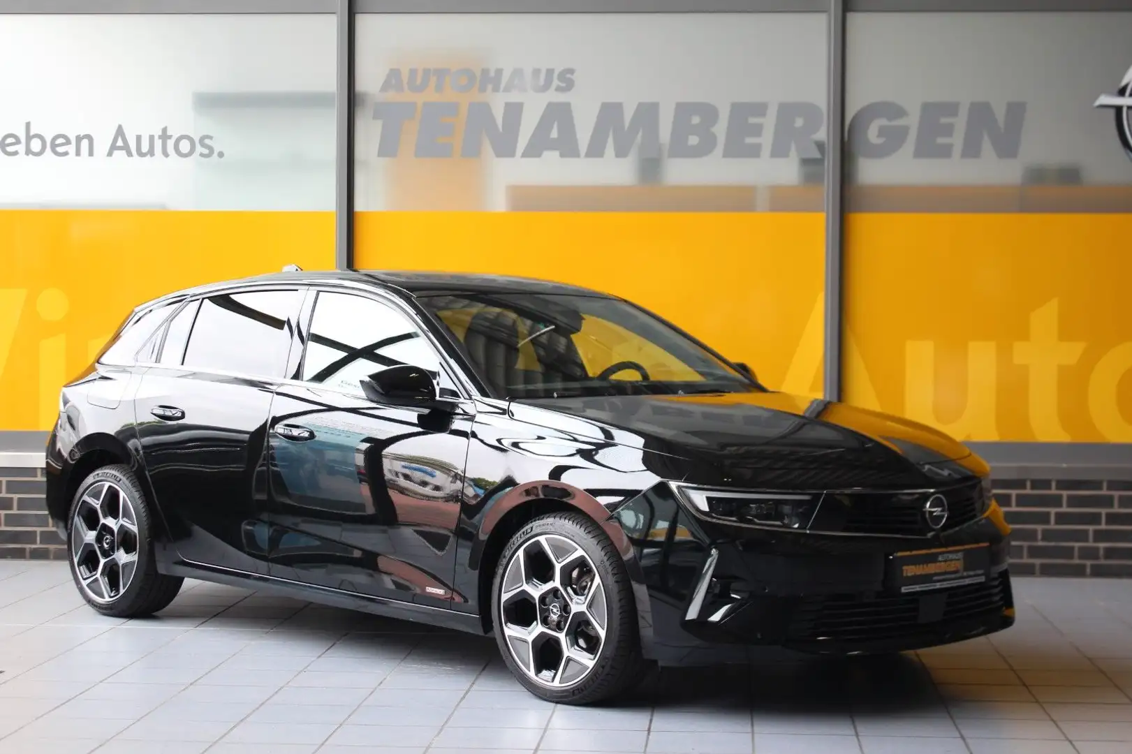 Opel Astra L 5-trg. Ultimate Schiebedach Alcantara Schwarz - 1