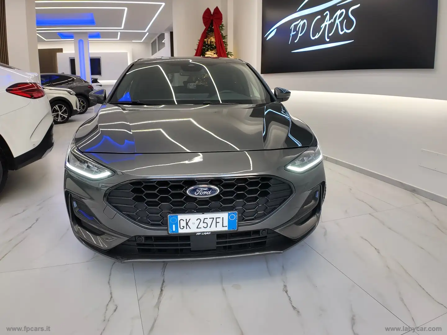 Ford Focus 1.5 EcoBlue 120 aut.5p.ST Line Des Gris - 2