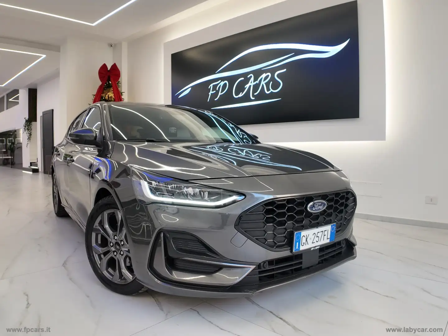 Ford Focus 1.5 EcoBlue 120 aut.5p.ST Line Des Gris - 1