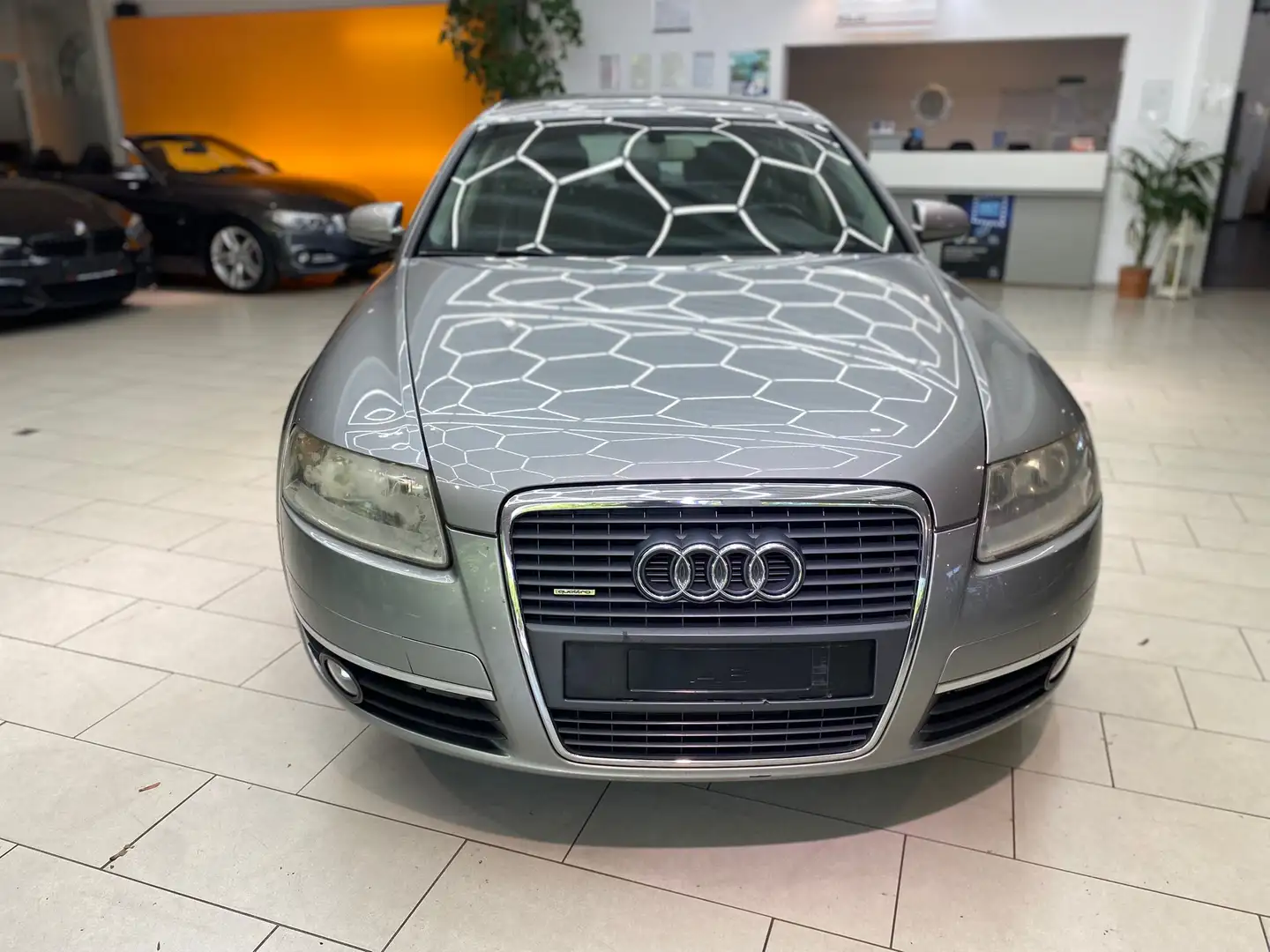 Audi A6 2.7 TDI Automatik Business Qauttro Leder Navi Temp Grau - 2