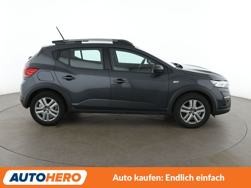 Dacia Sandero 1.0 TCe Stepway Comfort*NAVI*TEMPO*CAM*PDC* — photo 7