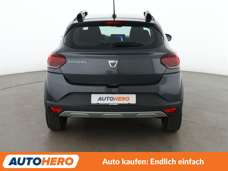 Dacia Sandero 1.0 TCe Stepway Comfort*NAVI*TEMPO*CAM*PDC* — photo 5