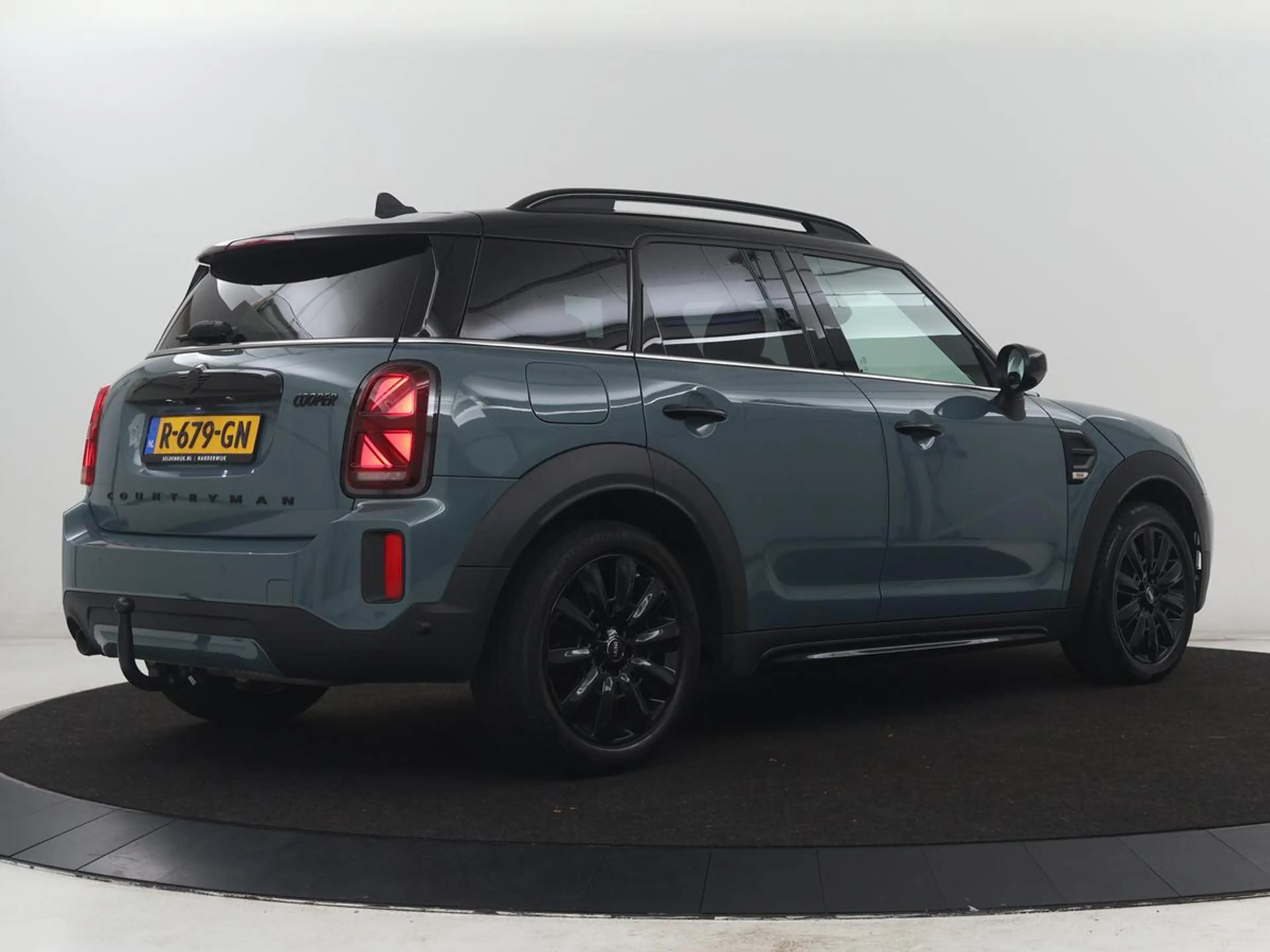MINI Cooper Countryman 1.5 Classic | Leder | Cruise control | Stoelverwar — photo 32
