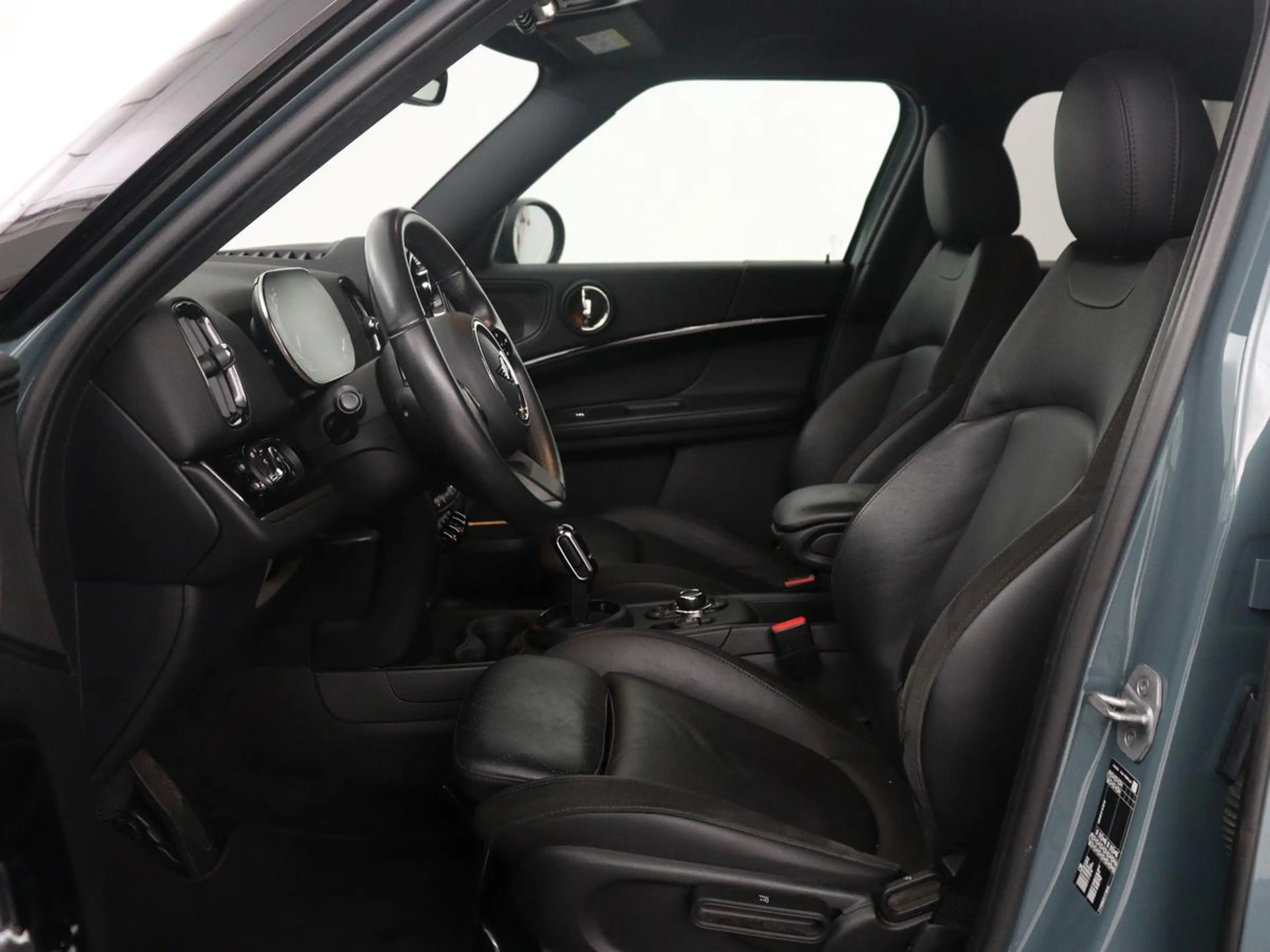 MINI Cooper Countryman 1.5 Classic | Leder | Cruise control | Stoelverwar — photo 4