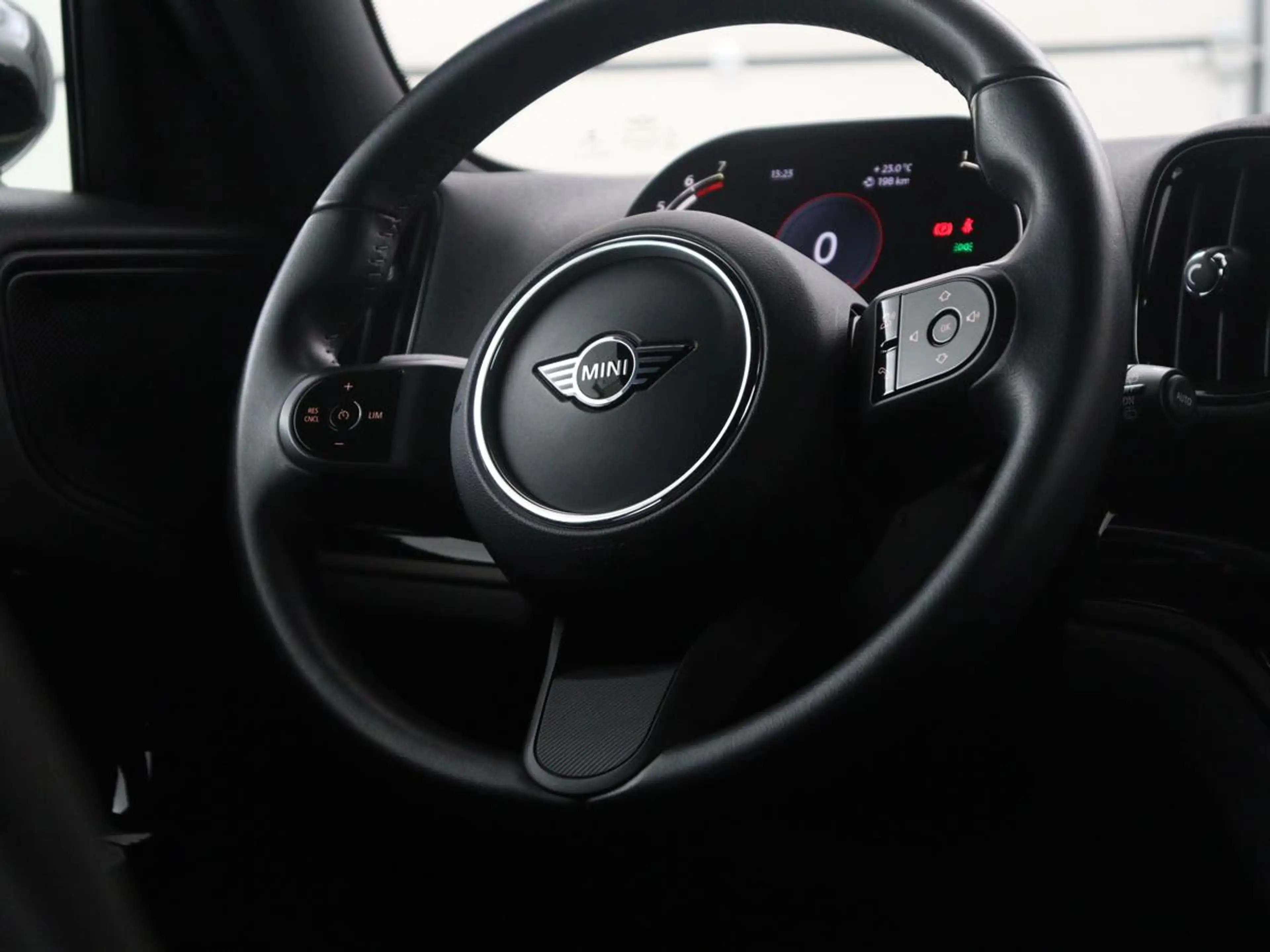 MINI Cooper Countryman 1.5 Classic | Leder | Cruise control | Stoelverwar — photo 8