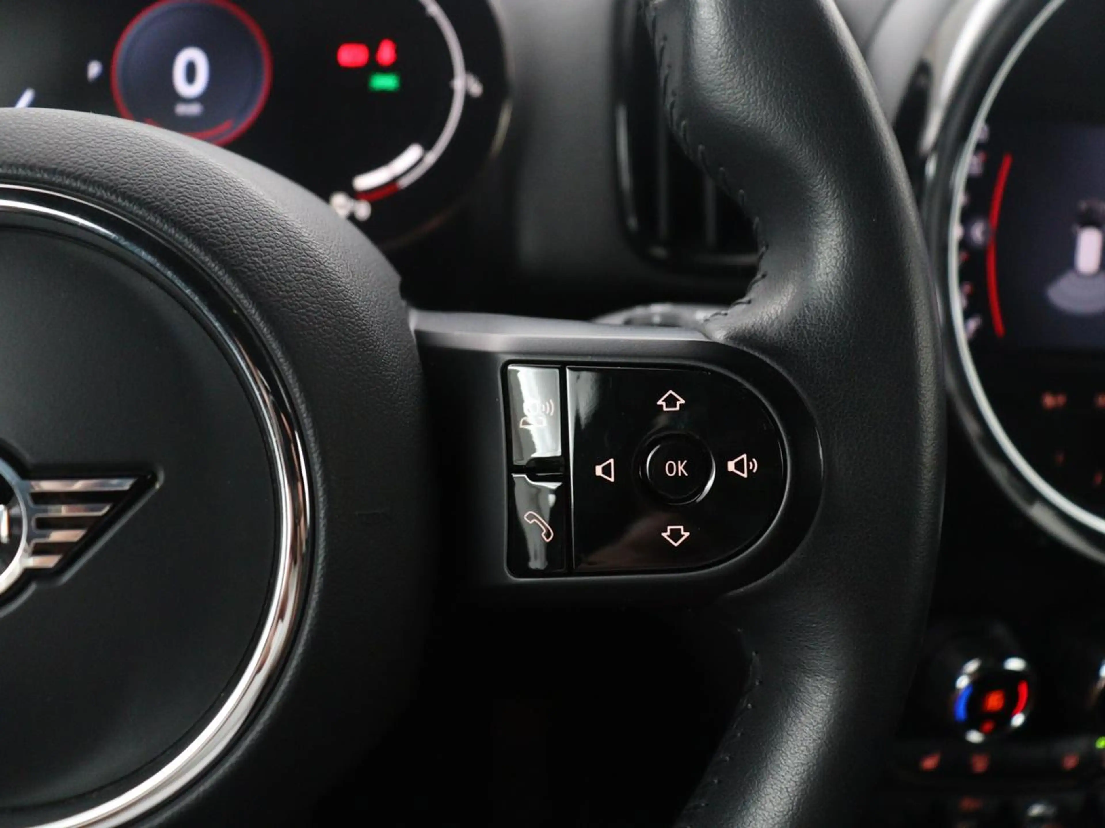 MINI Cooper Countryman 1.5 Classic | Leder | Cruise control | Stoelverwar — photo 20