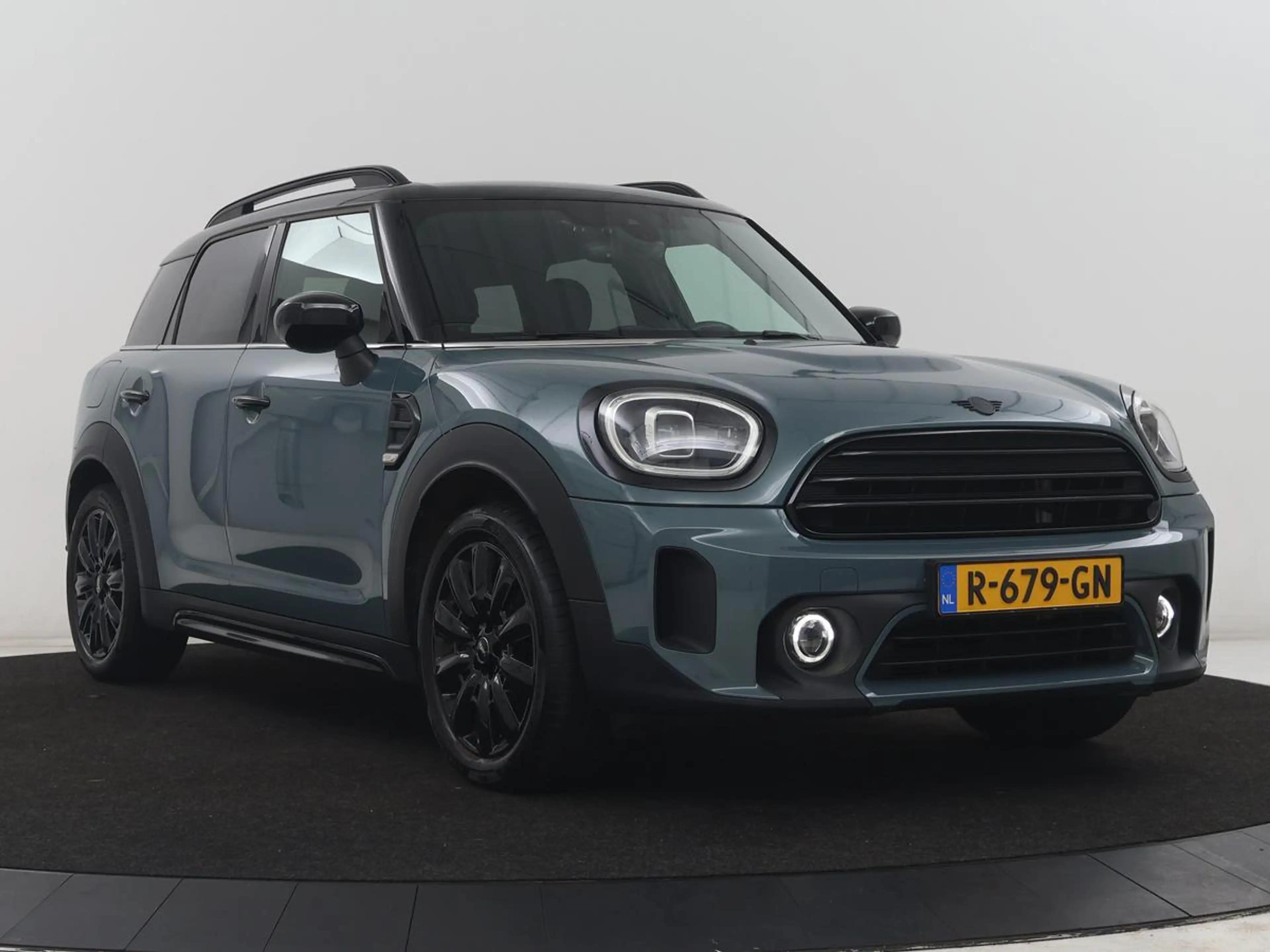 MINI Cooper Countryman 1.5 Classic | Leder | Cruise control | Stoelverwar — photo 33