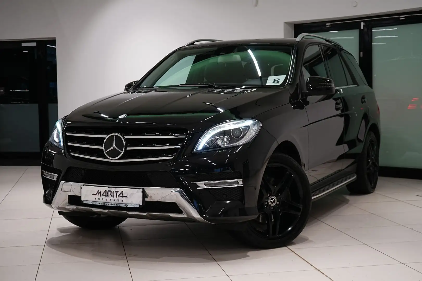 Mercedes-Benz ML 350 |"AMG"|DISTR|KAMERA|SCHIEBEDACH|LUFTF|H&K| Schwarz - 1
