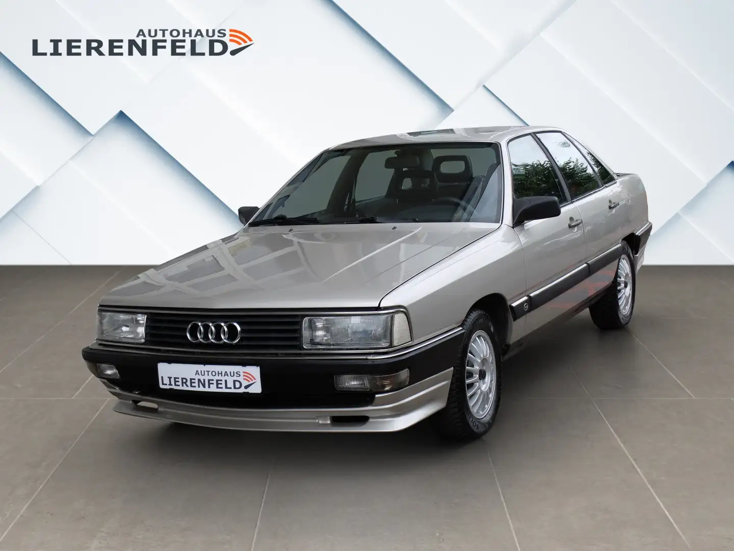 Audi 200 2.2 Turbo Teilleder Klimaautomatik Złoty - 1