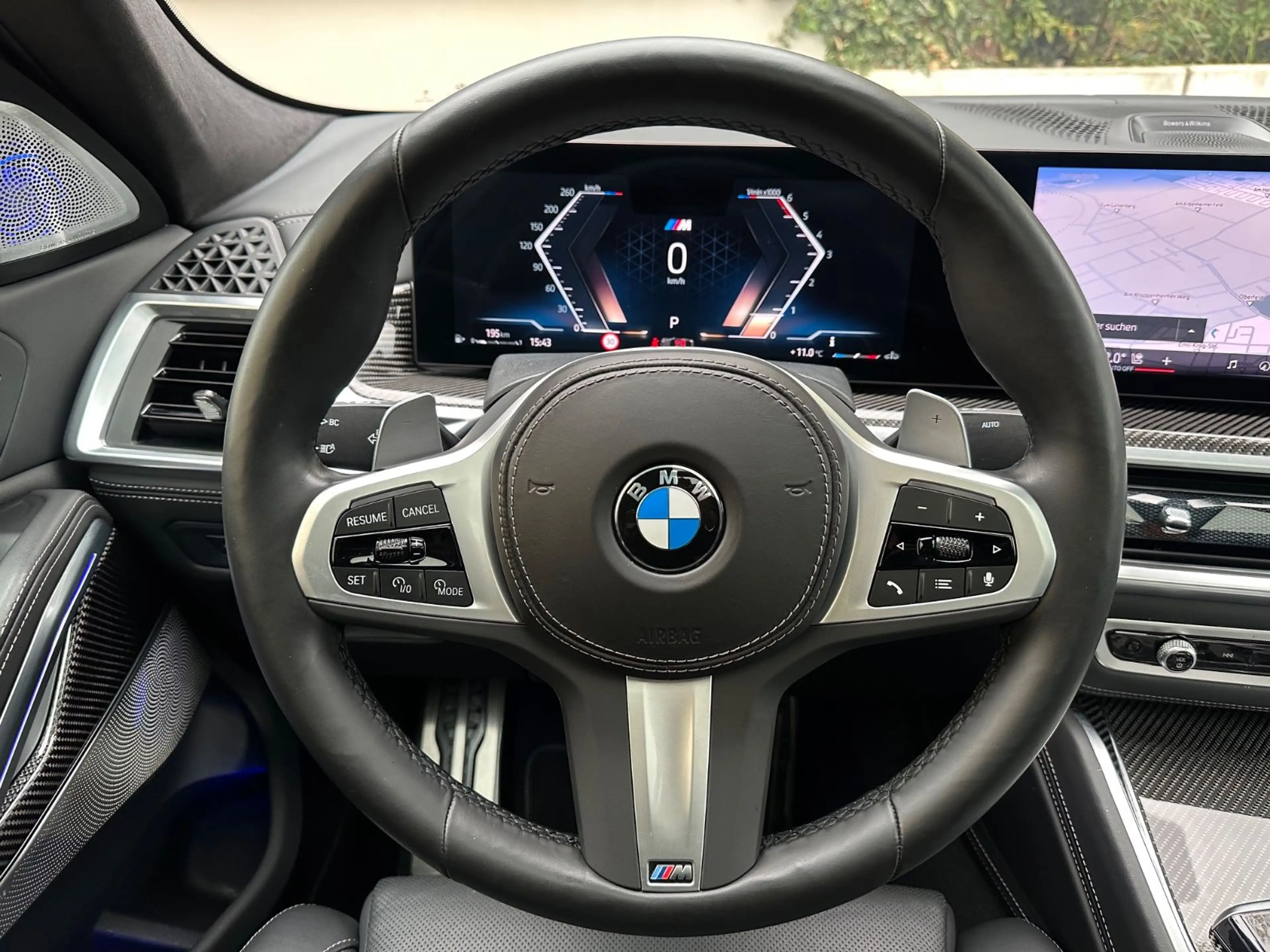 BMW X6 xDr30d M Sport PANO-SKY*B&W*2Achs*Massag*360° — photo 12