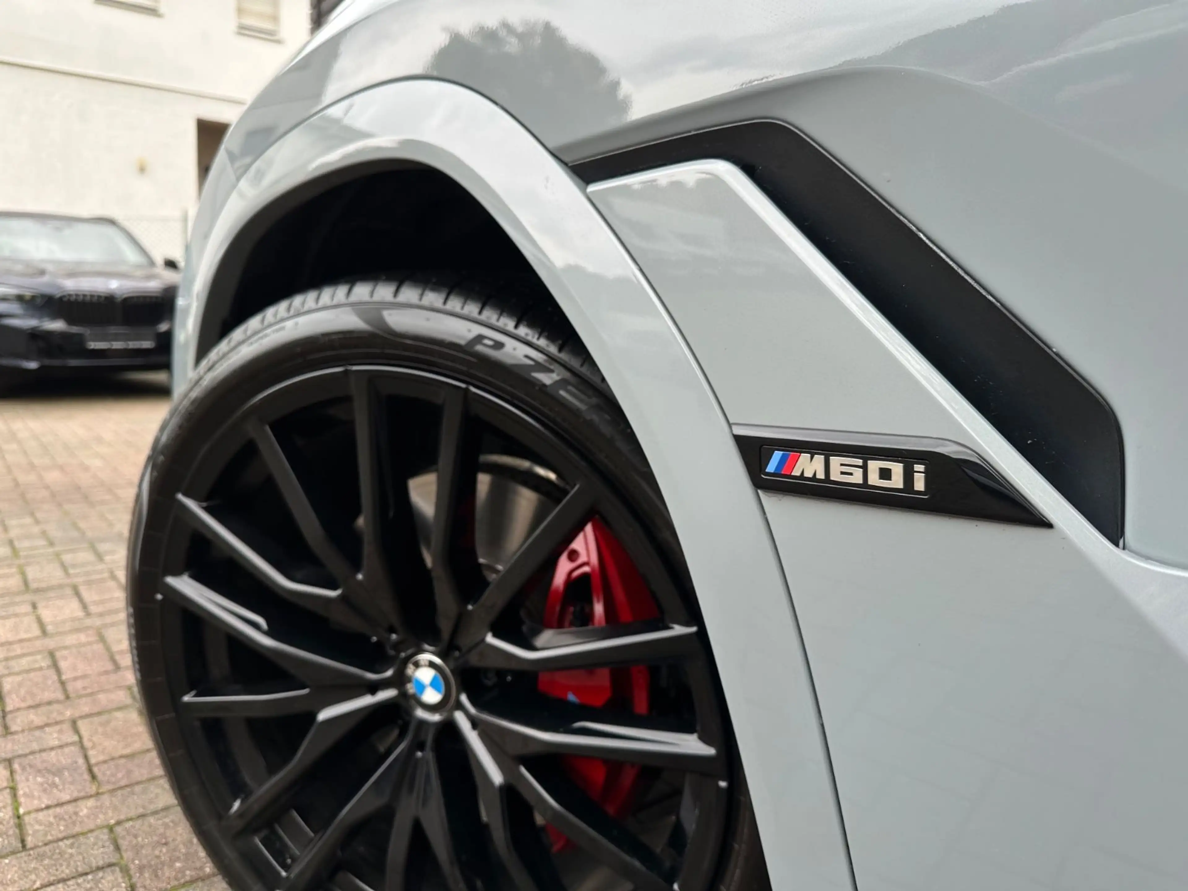 BMW X6 xDr30d M Sport PANO-SKY*B&W*2Achs*Massag*360° — photo 5