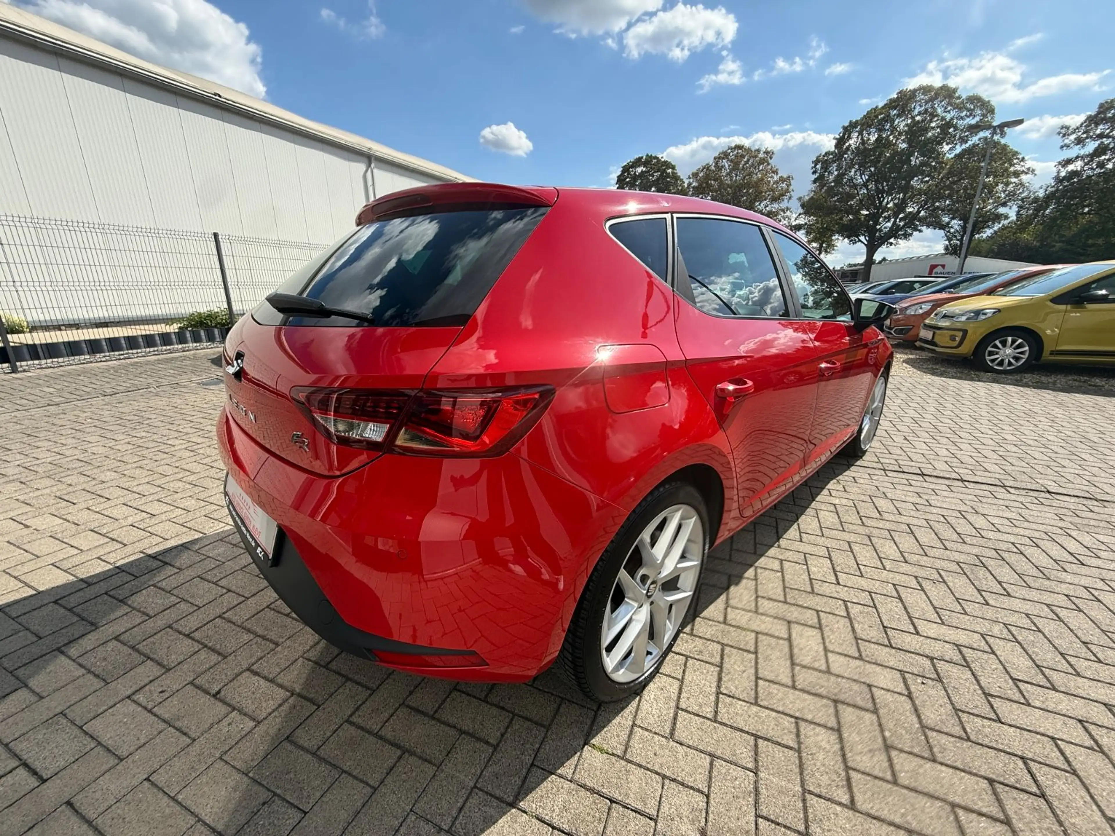 SEAT Leon FR*NAVI*TEMPOMAT*PDC*GJREIFEN*SCHECKHEFT — photo 8