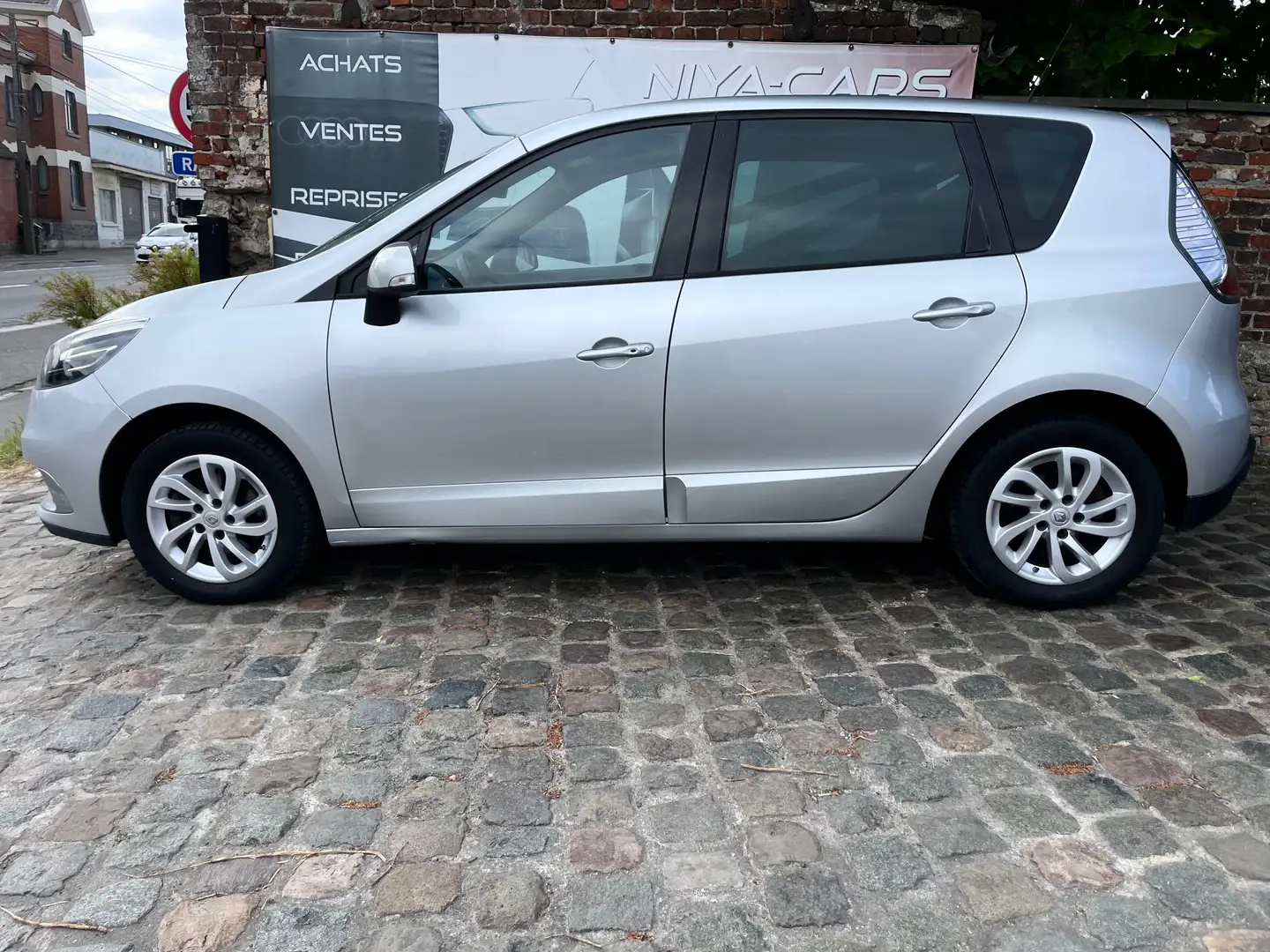 Renault Scenic 1.5 dCi ** EXCELLENT ETAT ** Gris - 2