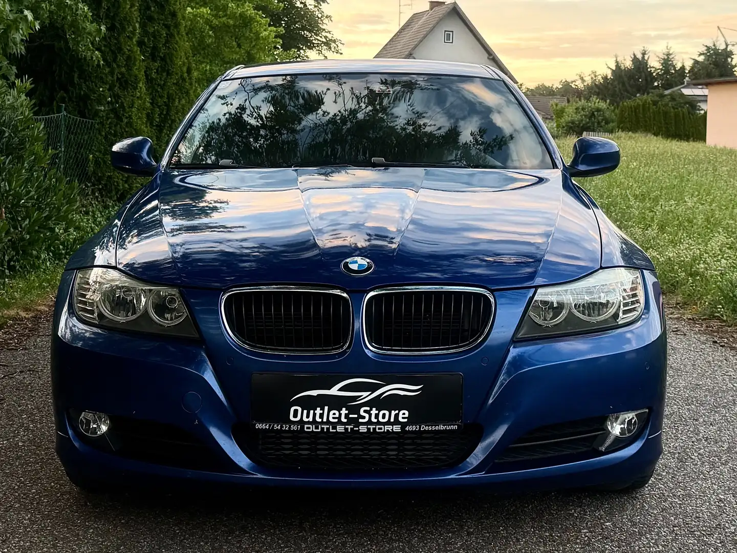 BMW 318 d touring*2.Besitz*Facelift*Leder*SHZ*Pickerl*TOP* Blau - 2