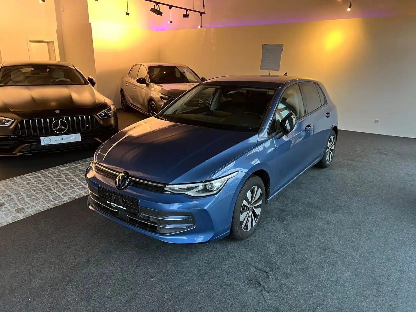 Volkswagen Golf VIII Lim. 1.5 TSI Goal Navi*AHK*LED Blau - 2