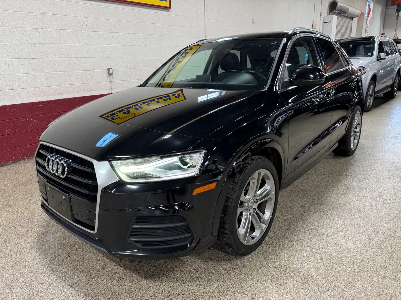 Audi Q3 снимка Audi Q3
