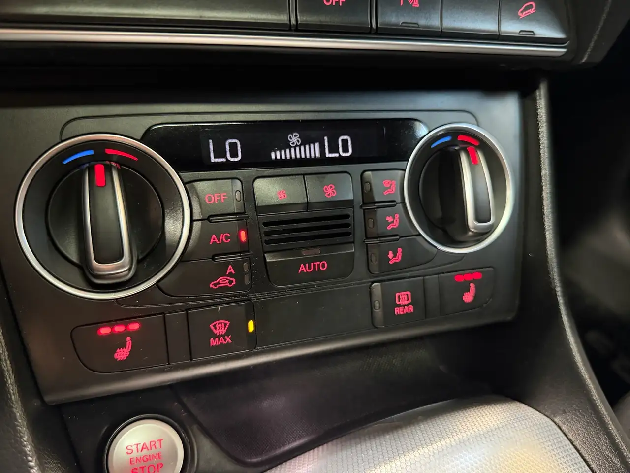 Audi Q3 снимка Audi Q3
