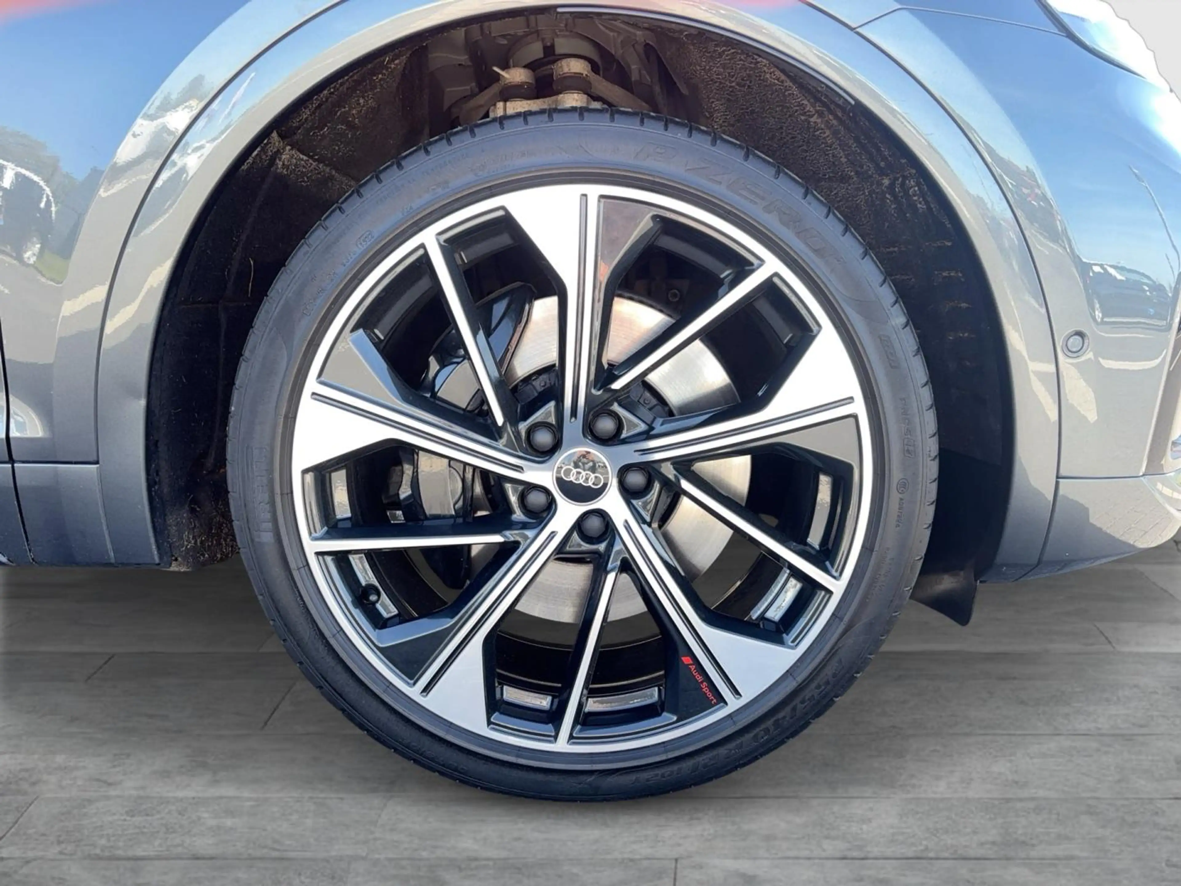 Audi SQ5 SQ5 3.0 TDI quattro MLED HuD Navi StHZ B&O — photo 7