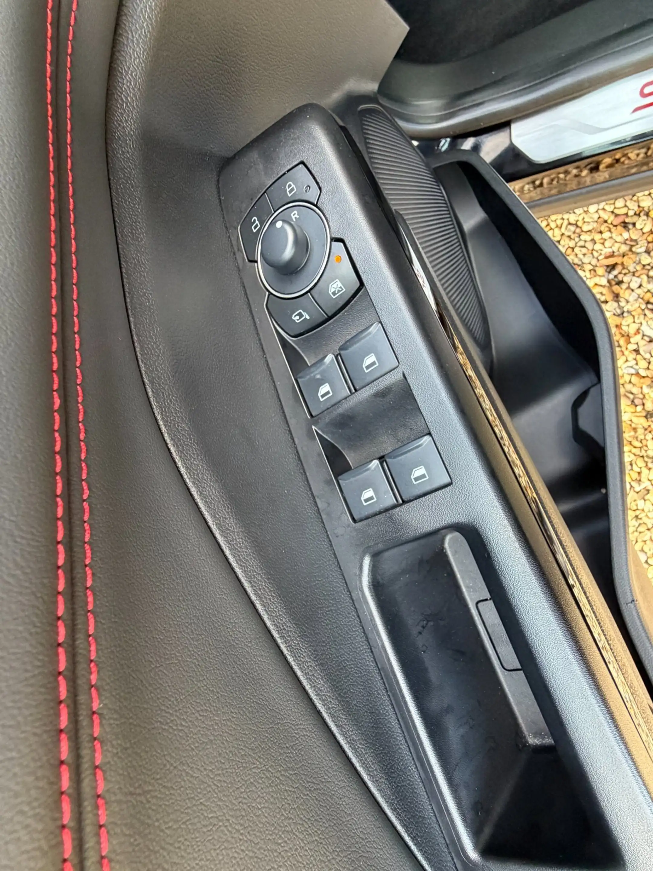 Ford Puma 1.0 EcoBoost Hybrid ST-Line X 155PK Automaat Navig — photo 28