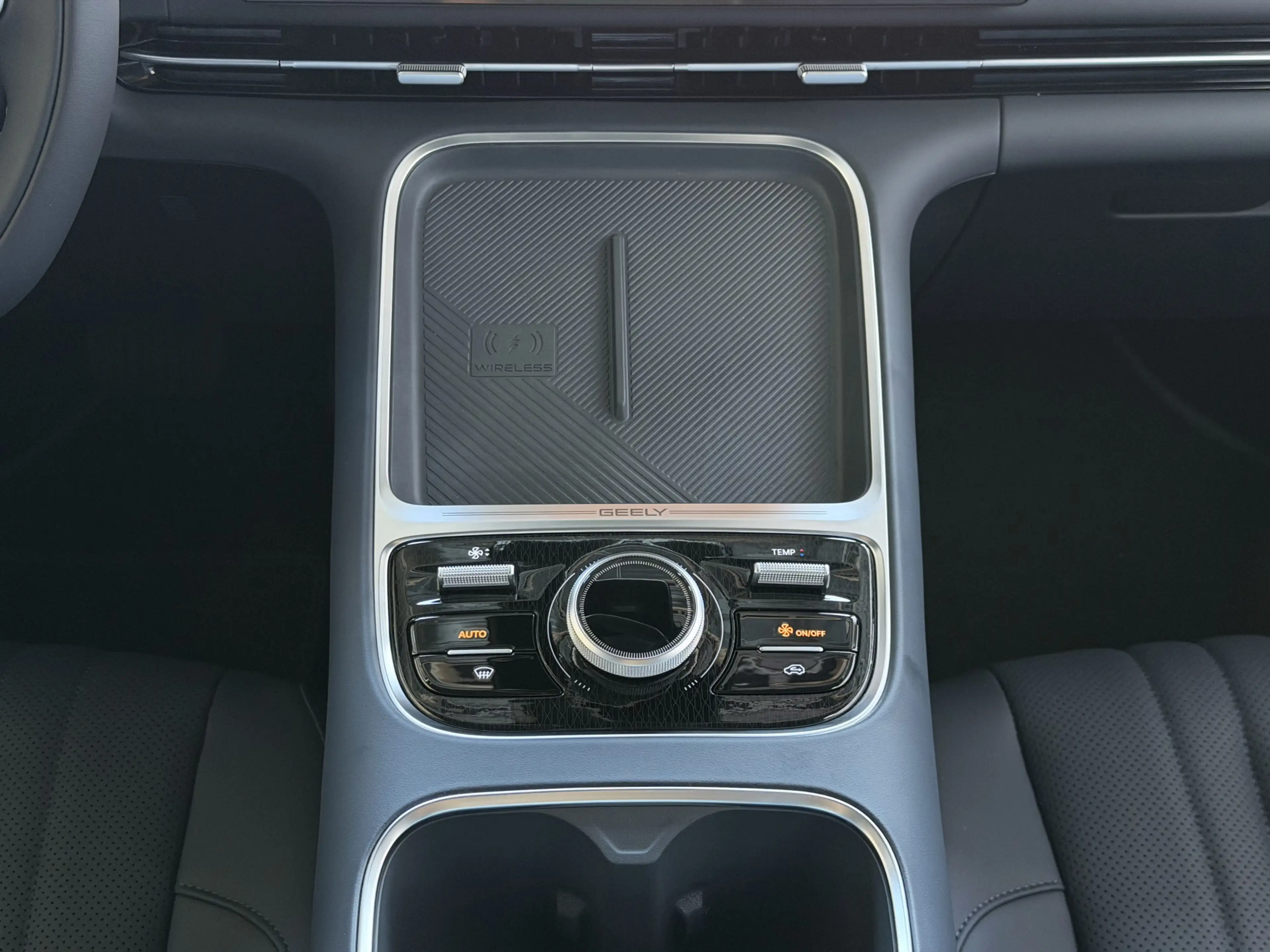 Geely Starray EM-i MAX+ PHEV LONG RANGE | 29,8 kWh ACCU | 136 KM WLTP — photo 30