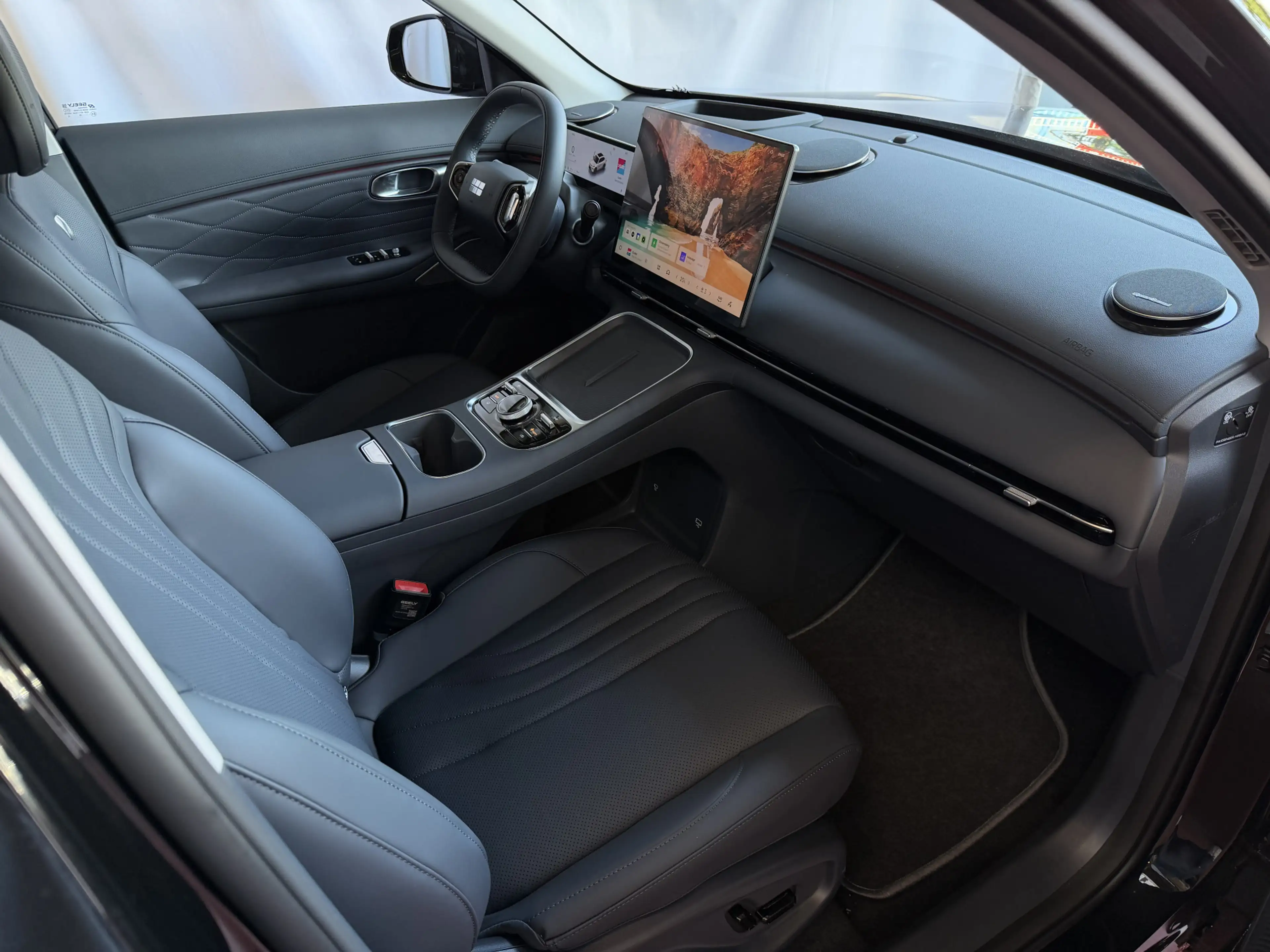 Geely Starray EM-i MAX+ PHEV LONG RANGE | 29,8 kWh ACCU | 136 KM WLTP — photo 31