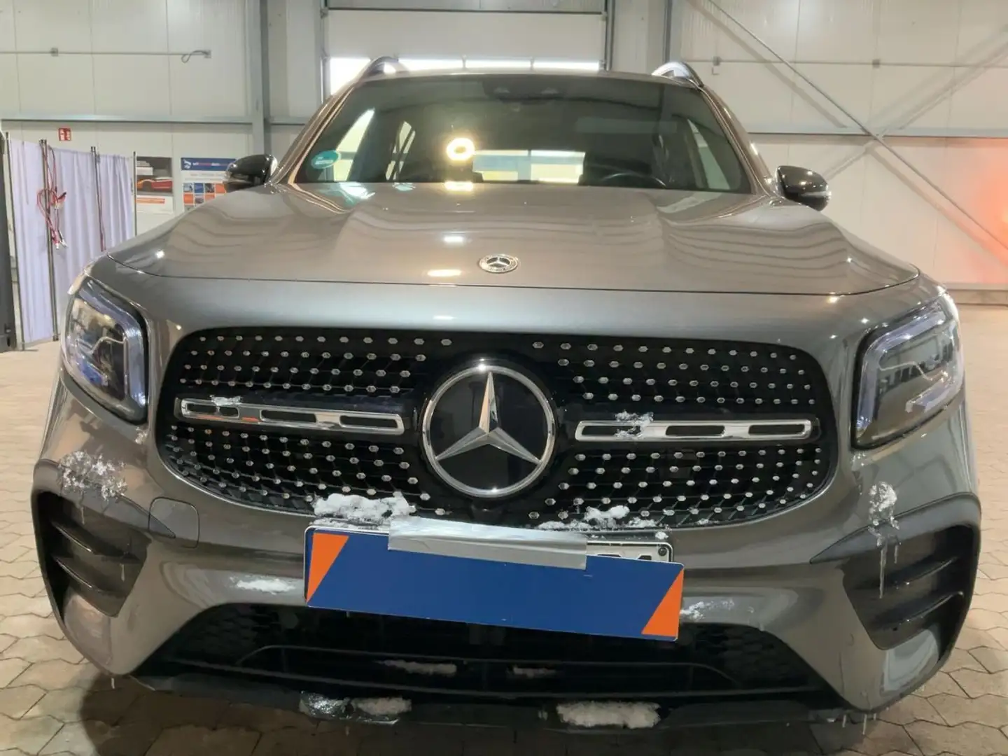 Mercedes-Benz GLB 200 GLB 200 d 4Matic 8G-DCT AMG Line Gris - 2
