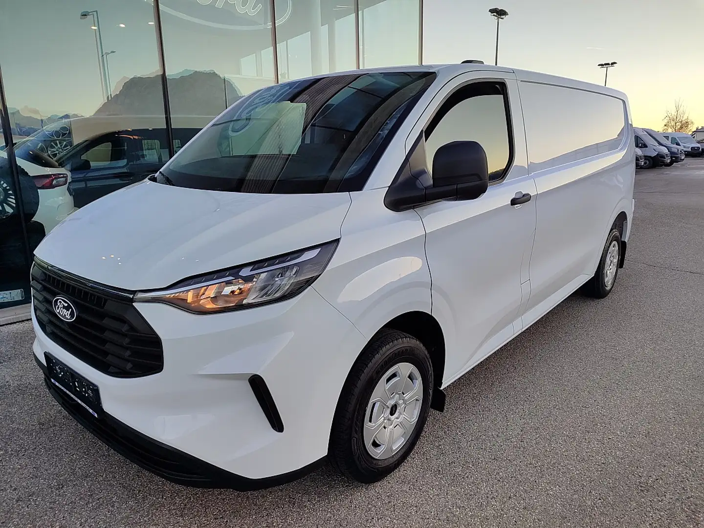 Ford Transit Custom Kasten 2,0 EcoBlue L2H1 320 Trend Weiß - 1