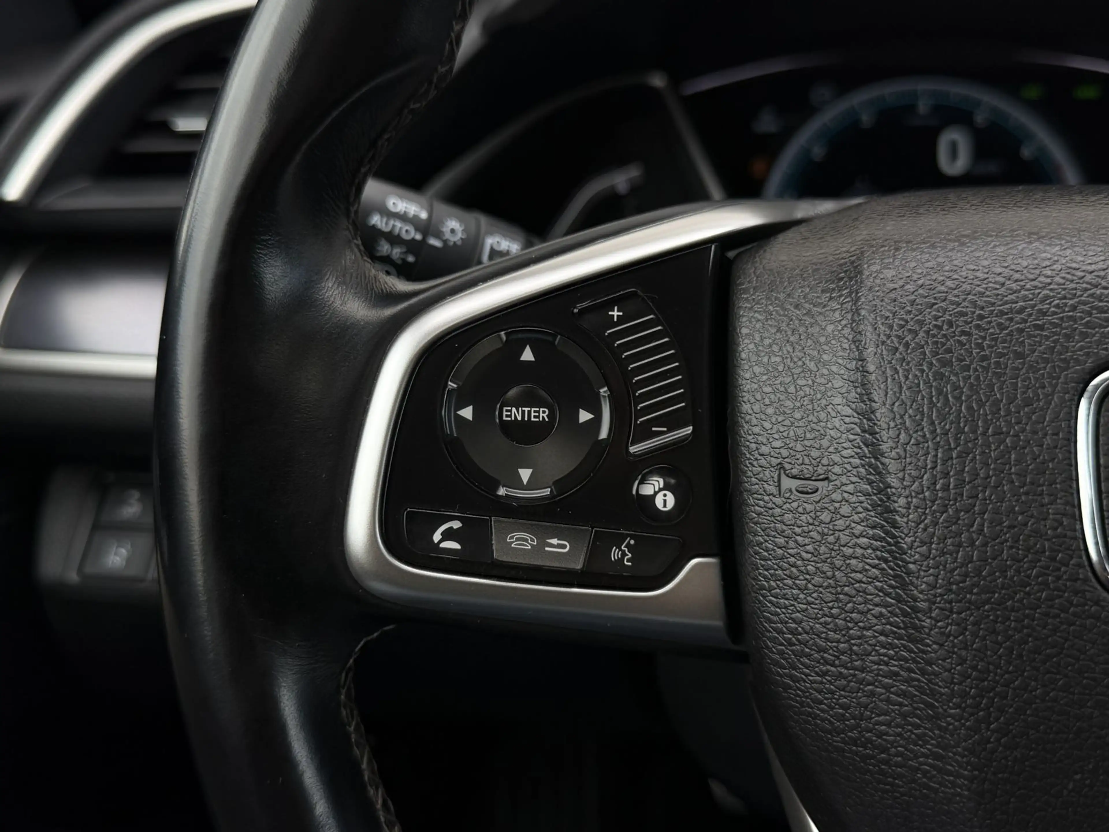 Honda Civic 1.5 Executive ACC/AHK/Navi/Kamera/Klima — photo 15