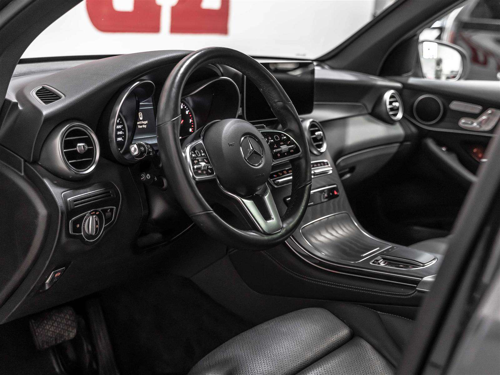 2020 Mercedes-Benz GLC