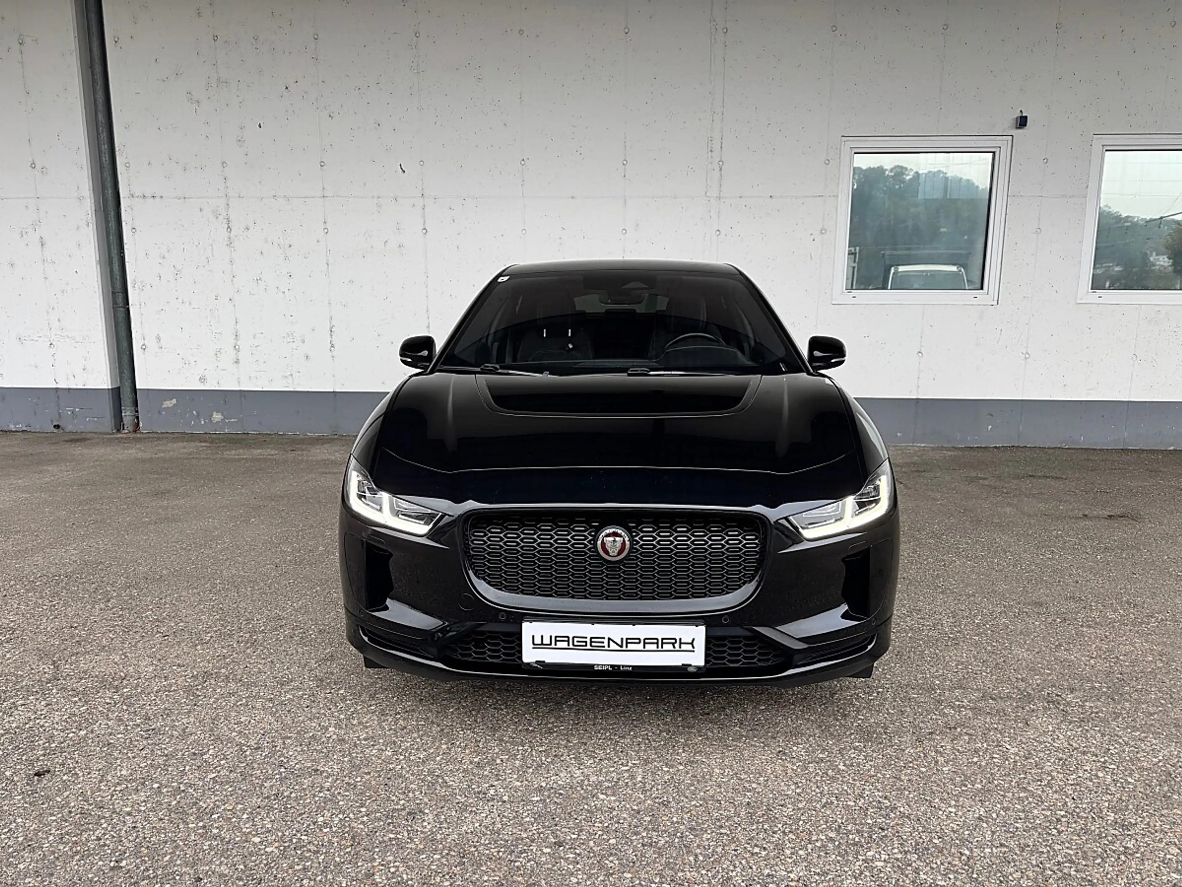 Jaguar I-Pace Austria Edition EV320 AWD — photo 3