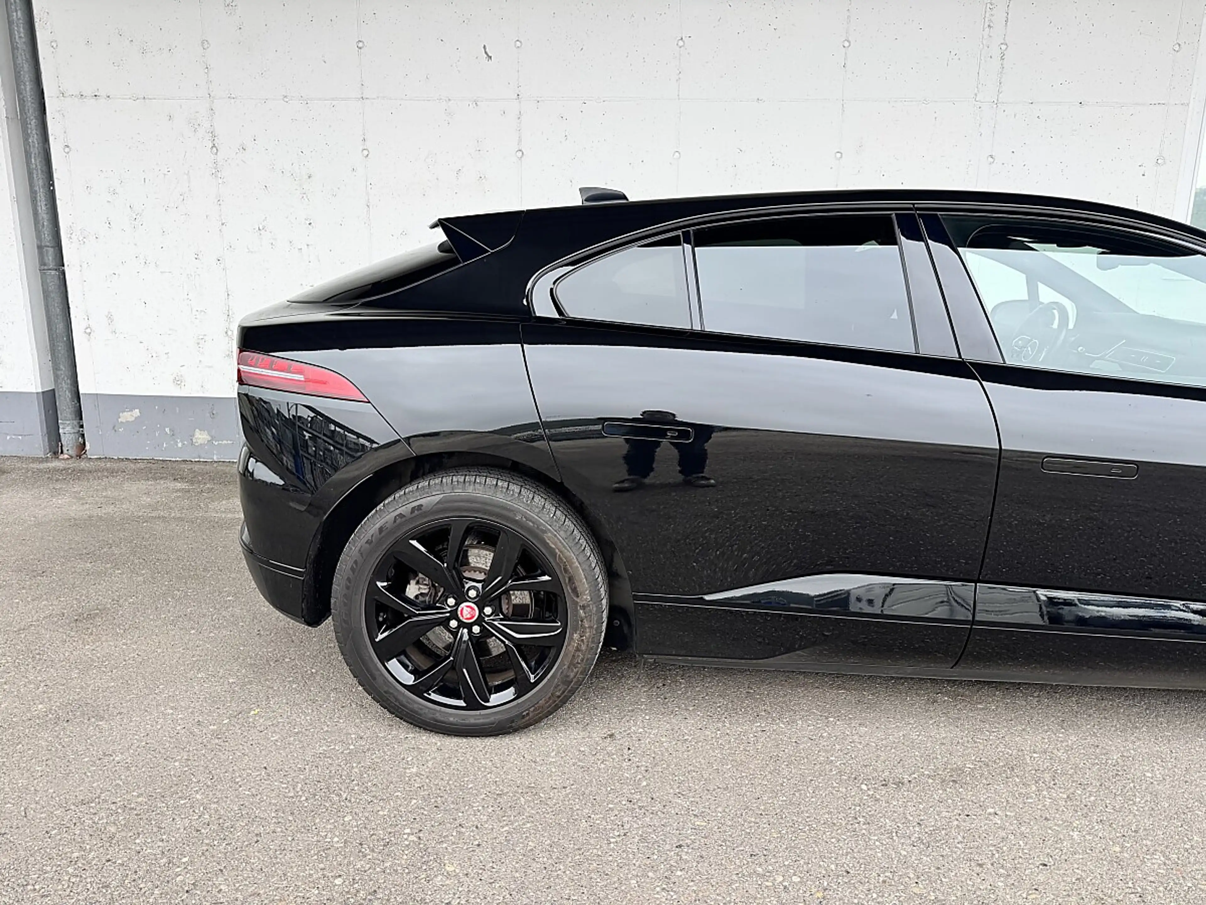 Jaguar I-Pace Austria Edition EV320 AWD — photo 15