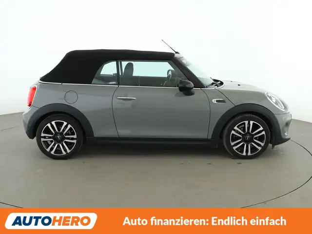 MINI Convertible view 7