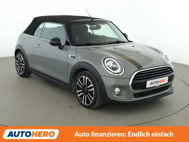 MINI Convertible view 8