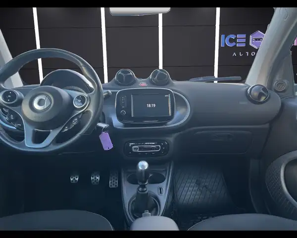 Smart Fortwo view 12
