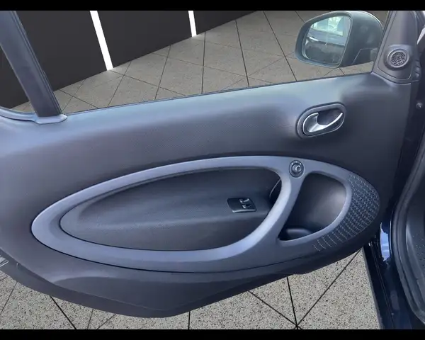Smart Fortwo view 14