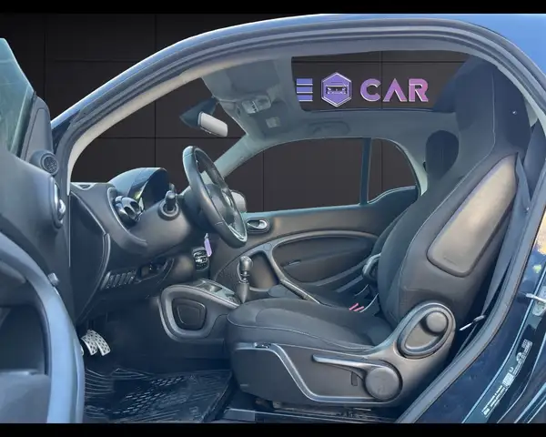 Smart Fortwo view 9