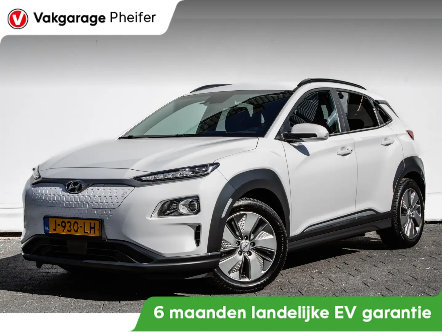 Hyundai KONA EV Fashion 64 kWh 3-Fase/ Full map navigatie/ HUD/ Wit - 1
