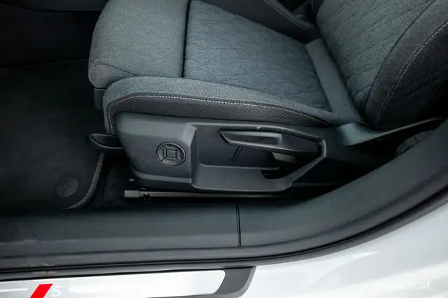 Audi A5 TFSI 2xS-LINE BLACK TECH PLUS MATRIX 360° Ansicht 37