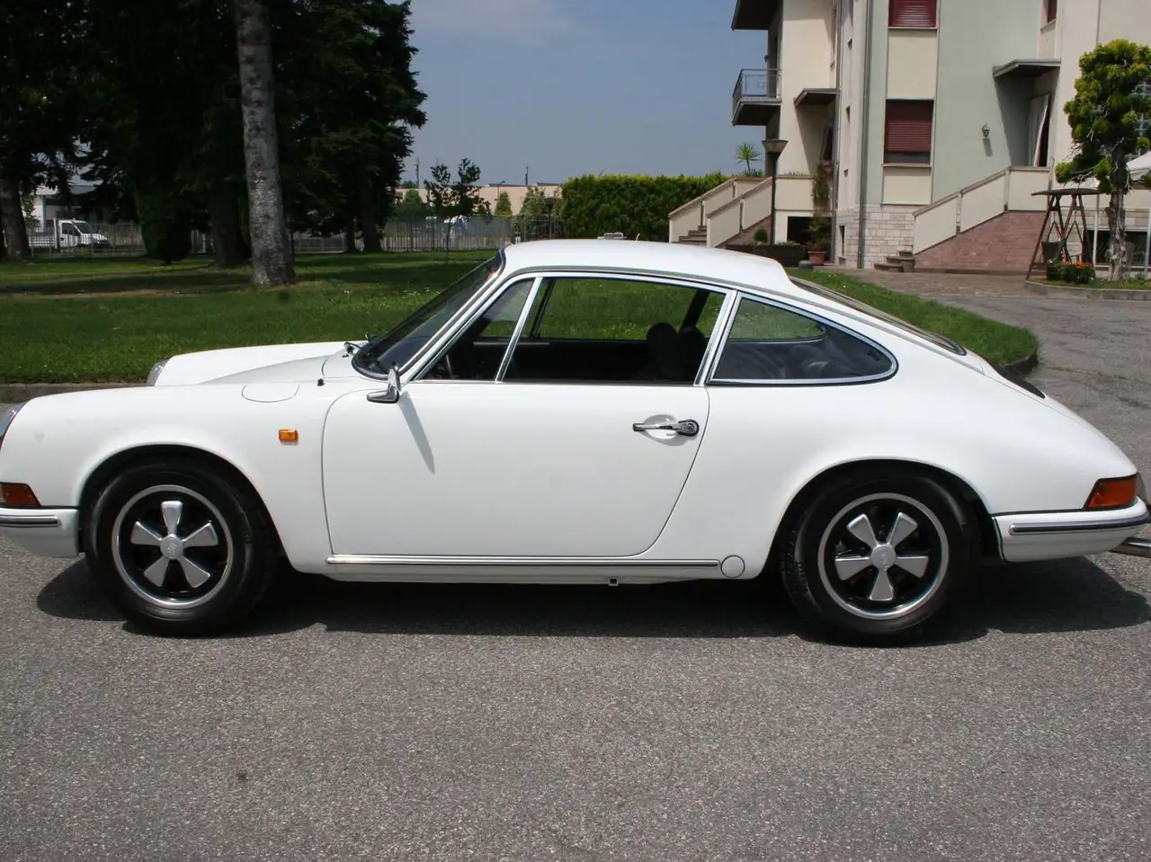 Porsche 911 T 2.4 coupe - restauro totale, foto 2