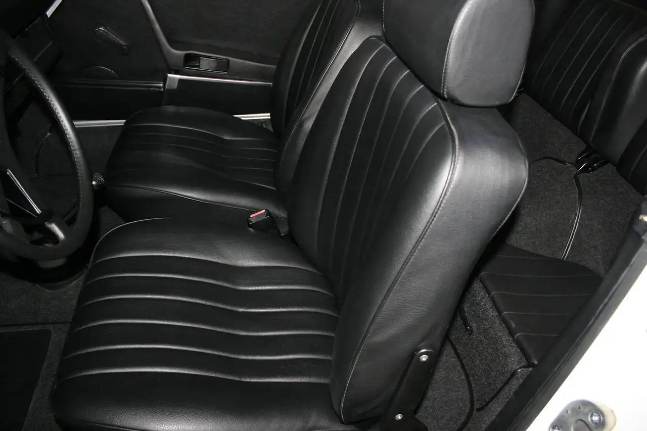 Porsche 911 T 2.4 coupe - restauro totale, foto 8