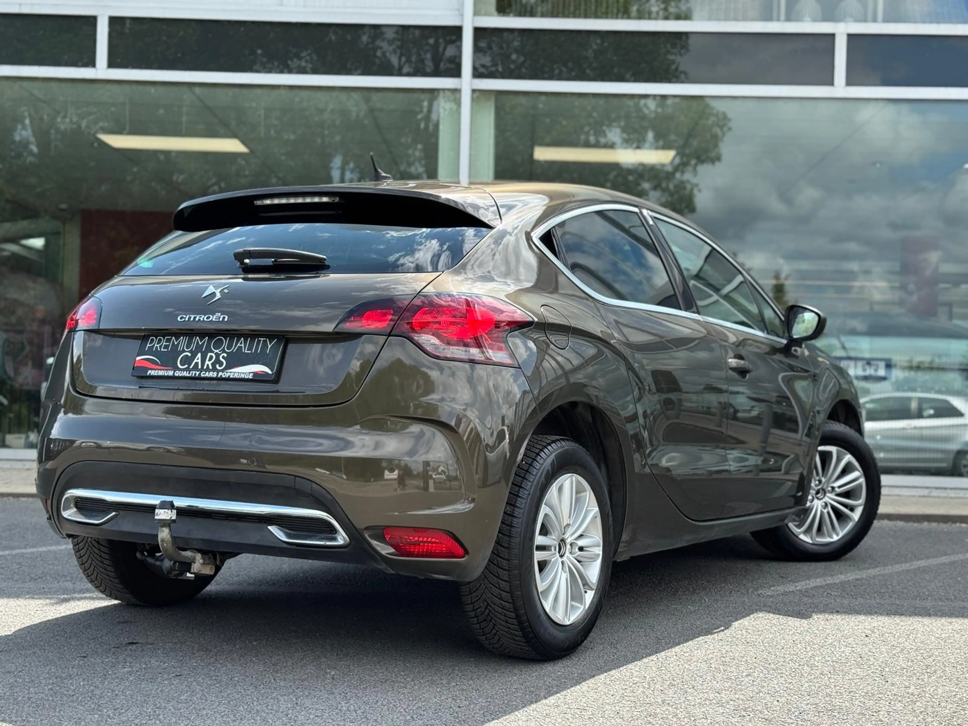 Citroen DS4 1.6 e-HDi GPS / CRUISE / PDC / TREKHAAK — photo 10