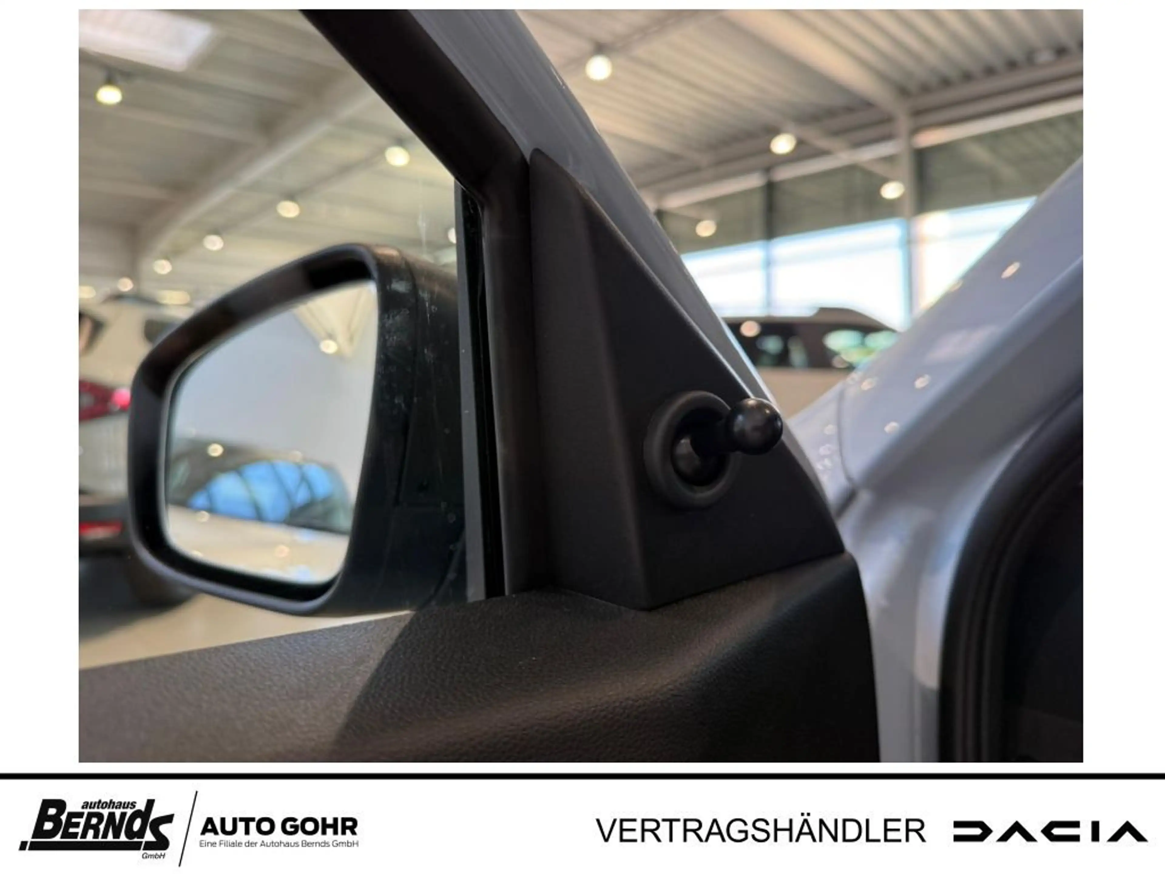 Dacia Spring Expression Electric Rückfahrkamera Carplay Klima — photo 13
