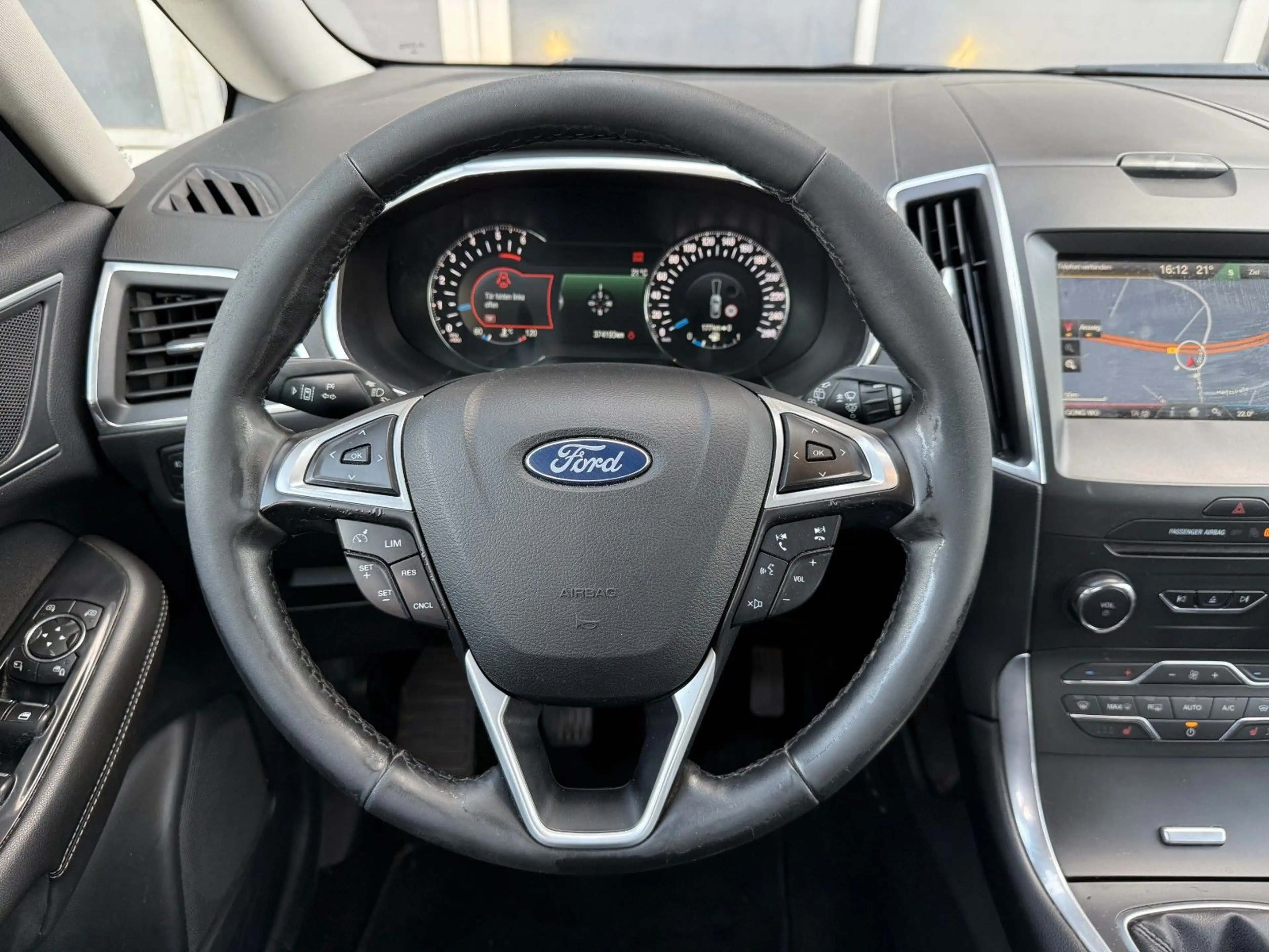 Ford Galaxy Titanium 4x4 Navi 7-SITZE AHK Assist TÜV — photo 13