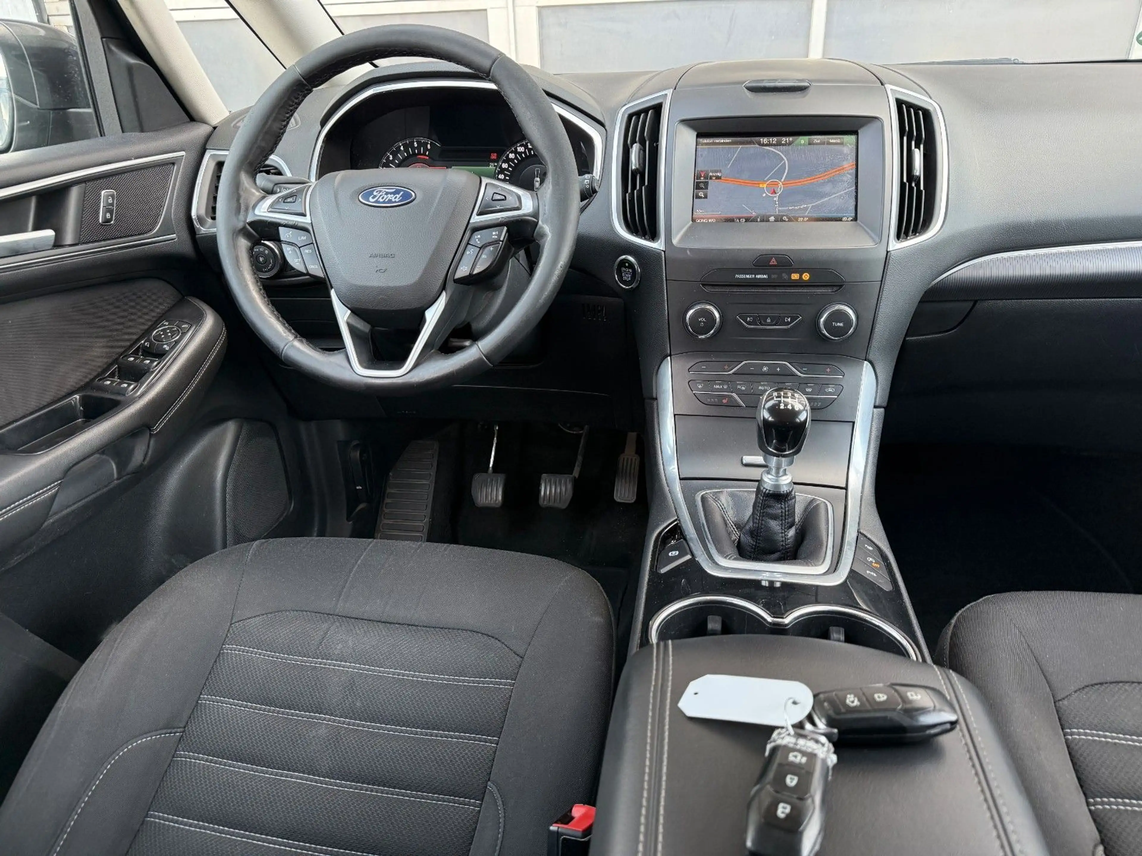 Ford Galaxy Titanium 4x4 Navi 7-SITZE AHK Assist TÜV — photo 11