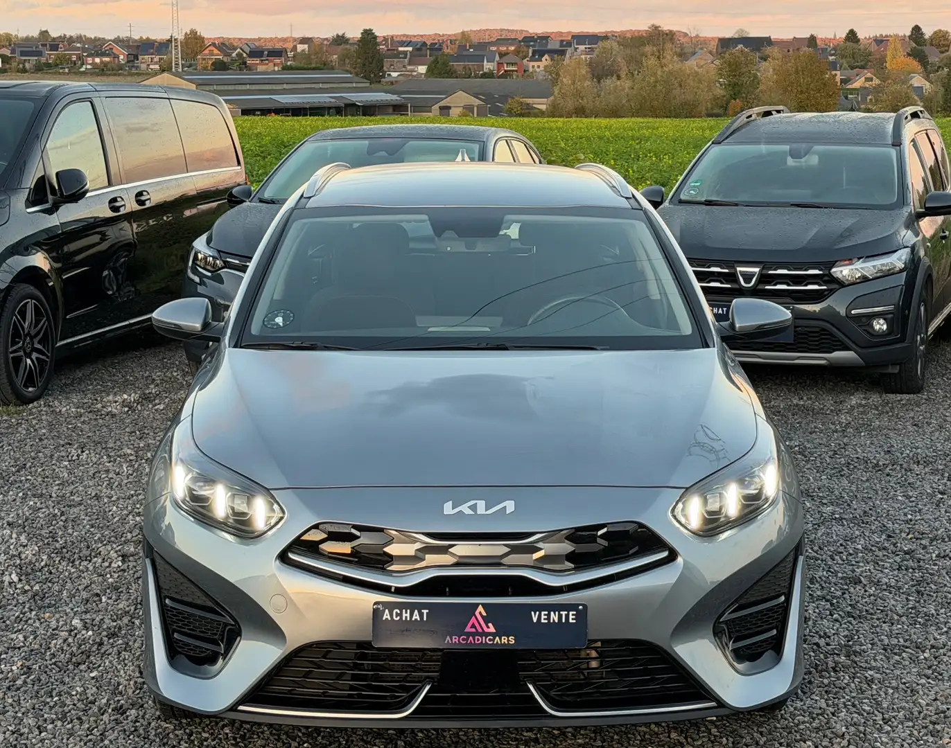 Kia Ceed SW / cee'd SW 1.6 GDI PHEV PRESTIGE FACELIFT - GARANTIE KIA 2029 Gris - 2