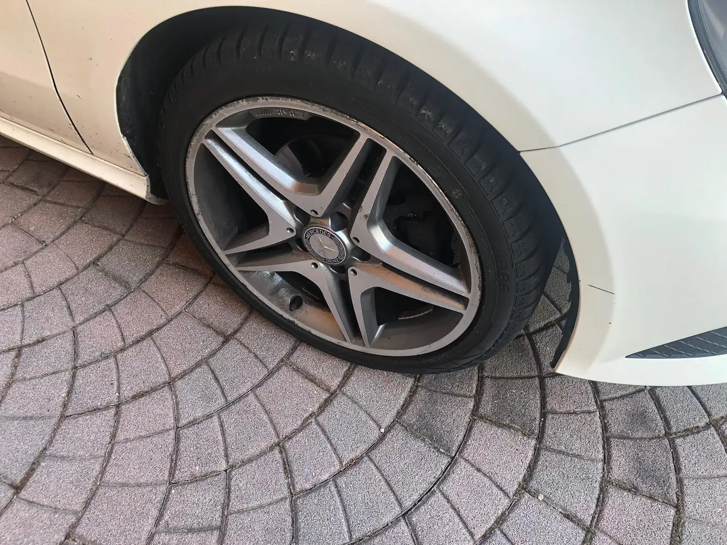 Mercedes-Benz 200 Білий - 2