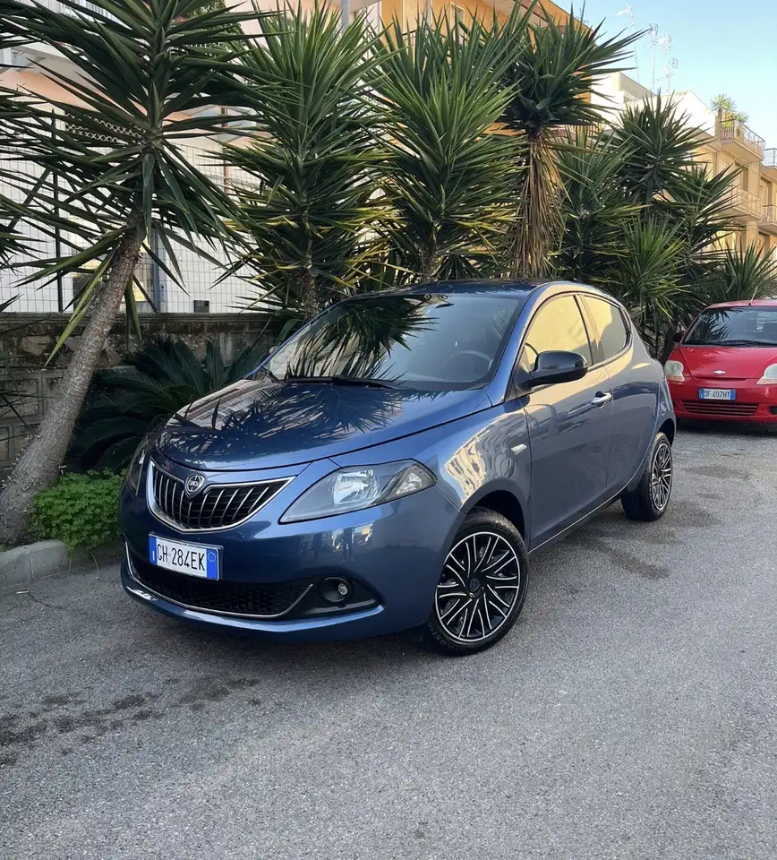 Lancia Ypsilon 2021