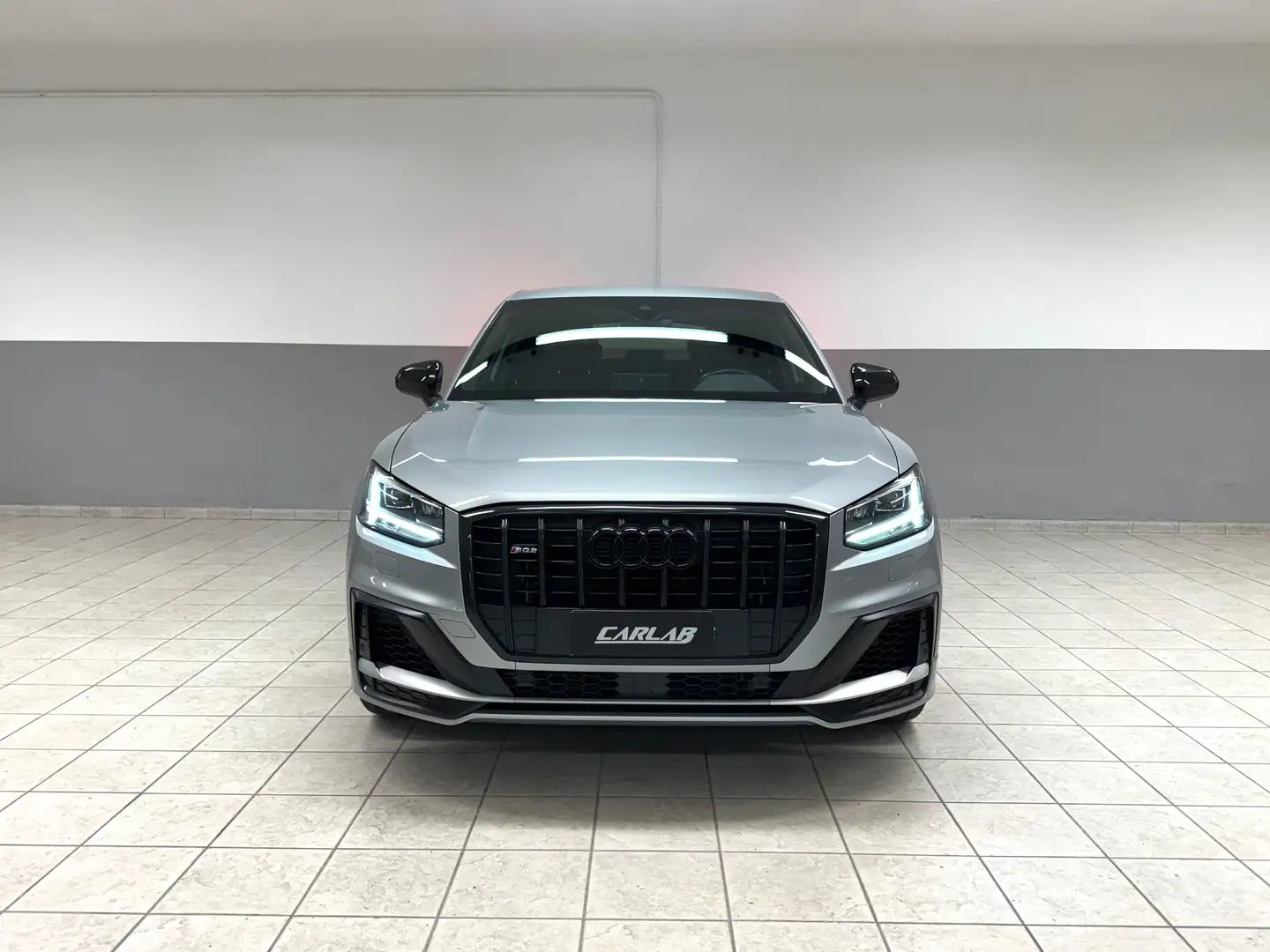 Audi SQ2 2.0 tfsi Sport Attitude quattro s-tronic PERFETTA Plateado - 2