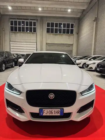 Jaguar XE XE 2.0d R-Sport awd 180cv auto